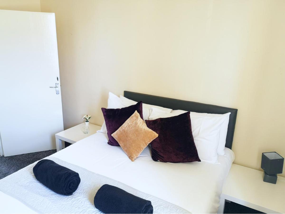 Derwent Street Apartment 2 - Self Contained - 2 Bed Self Catering Apartment Workington Bagian luar foto