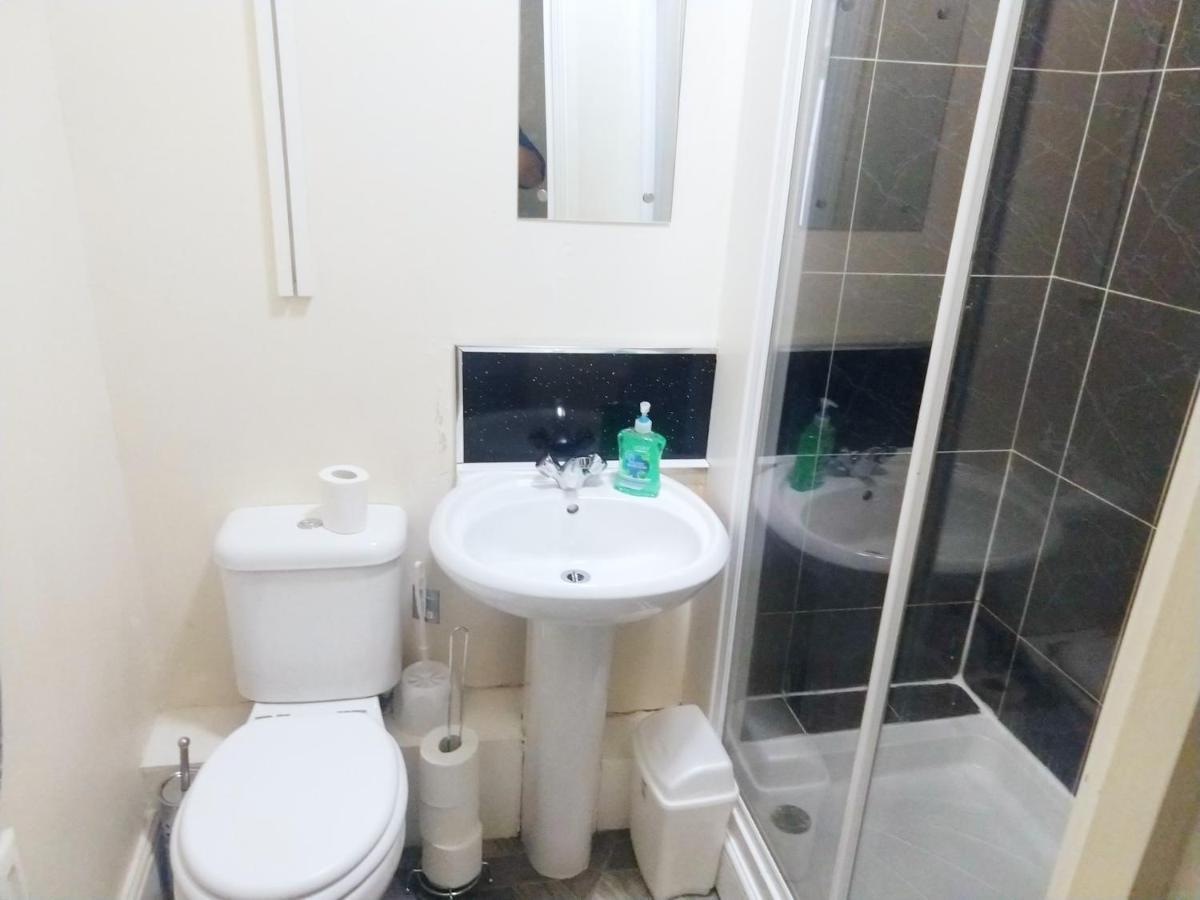 Derwent Street Apartment 2 - Self Contained - 2 Bed Self Catering Apartment Workington Bagian luar foto