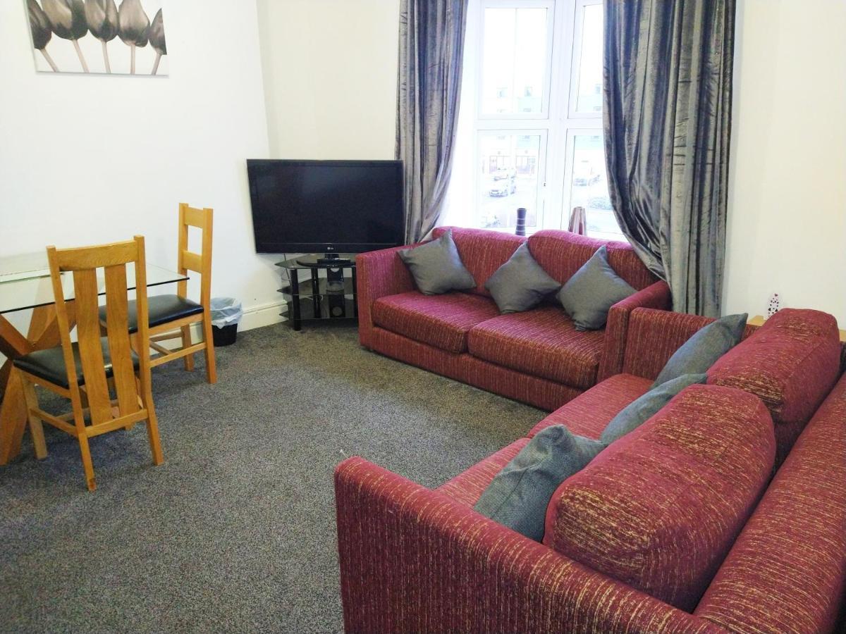 Derwent Street Apartment 2 - Self Contained - 2 Bed Self Catering Apartment Workington Bagian luar foto